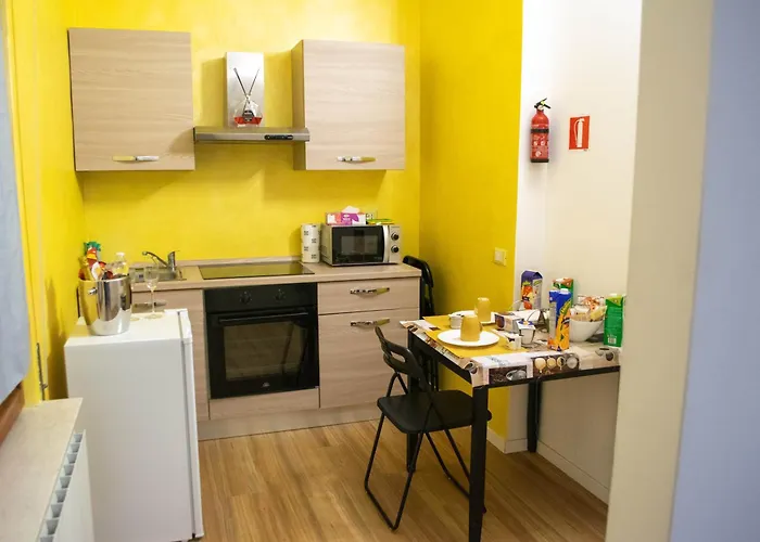 Maruffi 17 Zona Clinica Bilocali Appartement *