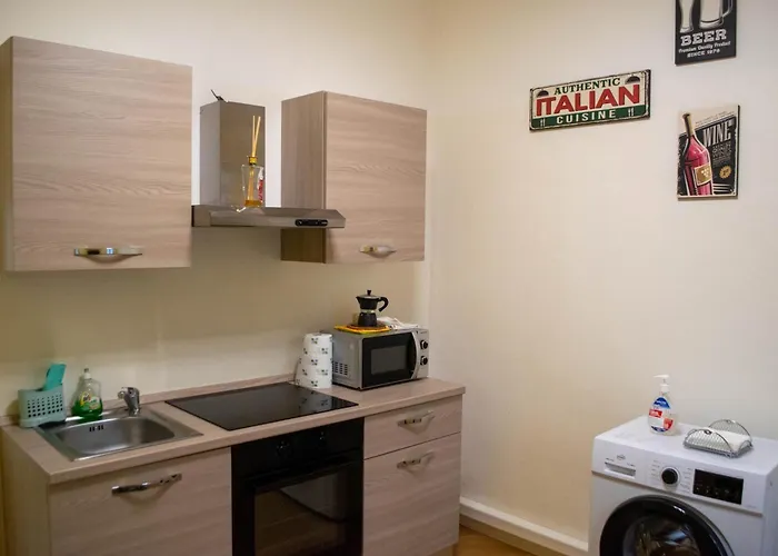 Maruffi 17 Zona Clinica Bilocali Daire *