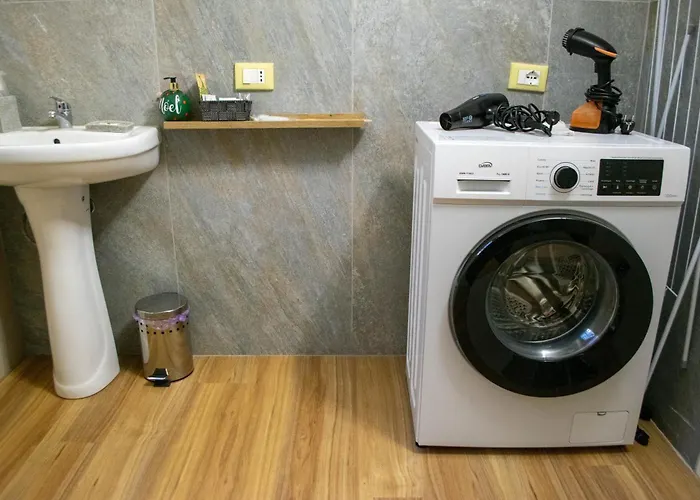 Maruffi 17 Zona Clinica Bilocali